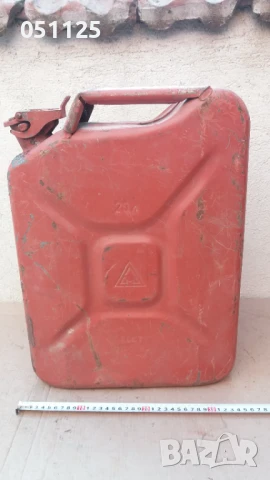 метална туба за гориво - 20 литра , снимка 2 - Антикварни и старинни предмети - 50588703