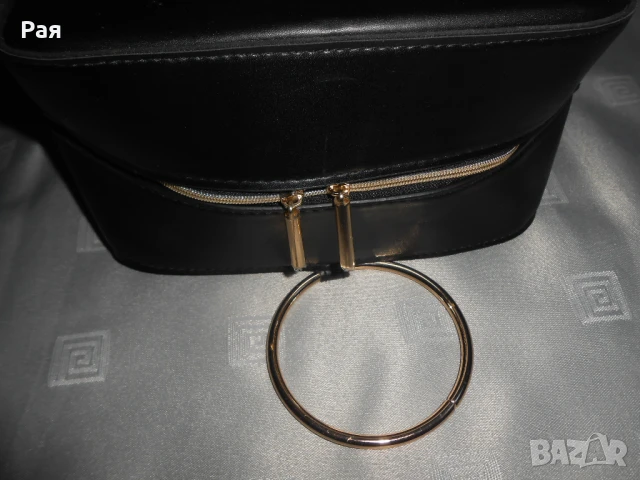 Козметична чанта LIERAC, снимка 11 - Чанти - 50698795