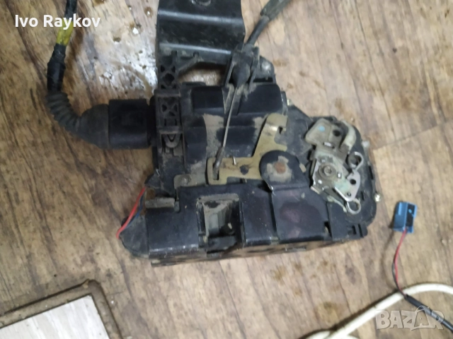 Брава , предна , дясна врата , VW Passat B5 , 3B0839085 , 3B0 837 868, снимка 7 - Части - 51845348