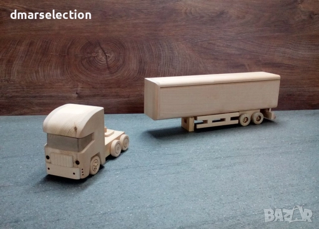 Декоративен дървен камион влекач с ремарке DMAR 114MP2, снимка 5 - Колекции - 51895373