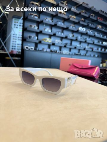 Слънчеви очила с UV400 защита с калъф и кутия Miu Miu 🕶 Код D213 - Различни цветове, снимка 2 - Слънчеви и диоптрични очила - 46434246