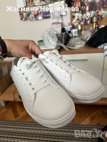 Чисто нови бели обувки (43 номер), снимка 4 - Дамски ежедневни обувки - 45397950