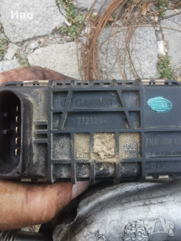 Актуатор турбо, снимка 2 - Части - 51492595