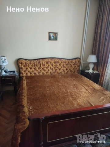 Продавам спалня 160х190 ретро, комплект с гардероб, тоалетка, нощни шкафчета, снимка 2 - Спални и легла - 53782250