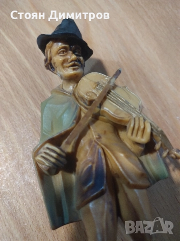 Италиански цигулар, красива изработка ръчна работа 15см височина , снимка 7 - Антикварни и старинни предмети - 51912772