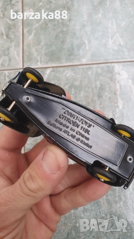 4 броя Играчки Dinky Toys China, снимка 12 - Колекции - 54269354