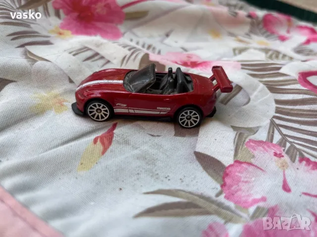 Hotwheels 2015 MX5, снимка 1 - Колекции - 46938978