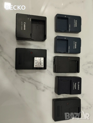 Зарядни за фотоапарти