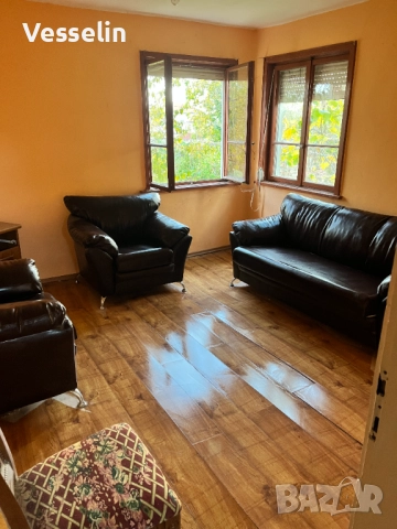 Kъща с двор в гр.Каблешково на 15км от Бургас , снимка 4 - Къщи - 52935416