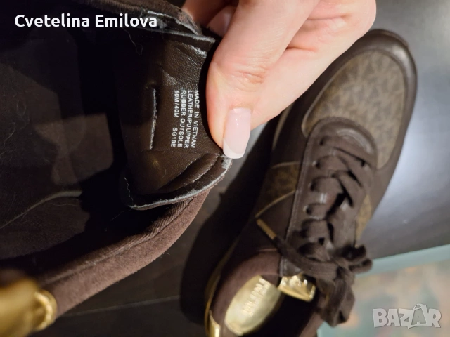 Michael Kors обувки оригинални , снимка 4 - Маратонки - 53851410