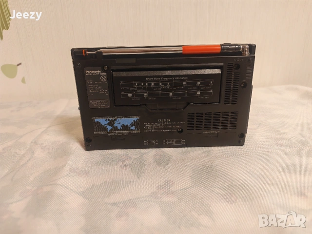 Продавам Panasonic RF-B65, снимка 5 - Радиокасетофони, транзистори - 53099314