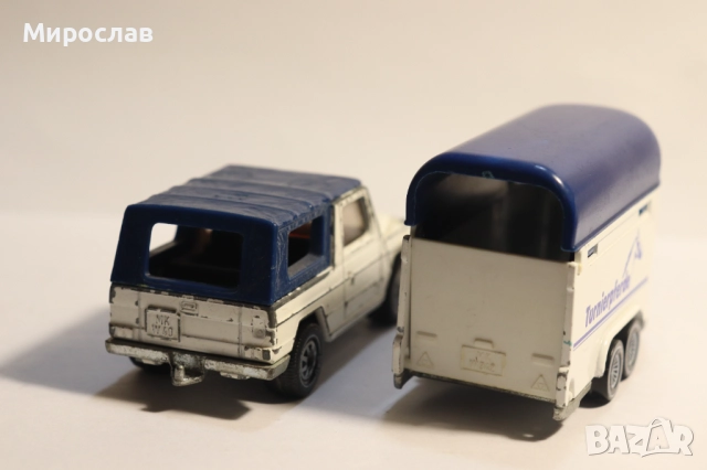 1/55?? SIKU MERCEDES BENZ ПРЕВОЗ ЗА КОНЕ КОЛИЧКА МОДЕЛ, снимка 8 - Колекции - 52976546
