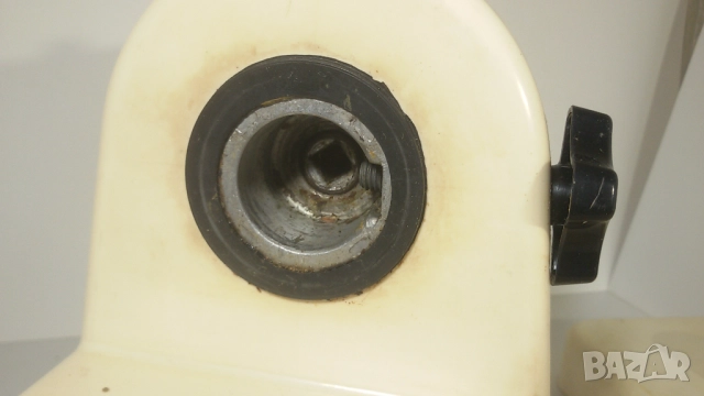 Ретро машина/мелачка за месо Электромясорубка ЭМШ 36/130-3, съветска, снимка 17 - Антикварни и старинни предмети - 51668381