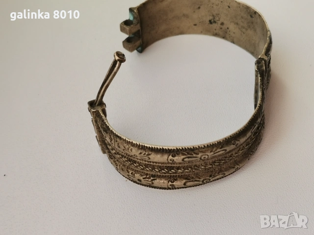 Стара бронзова възрожденска гривна, снимка 3 - Антикварни и старинни предмети - 53041631