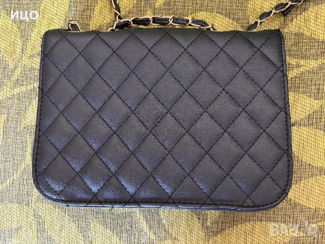 Дамска чанта CHANEL, снимка 5 - Чанти - 50970421