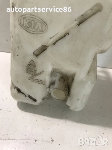 Резервоар за течност за чистачки за KIA Sedona 2.9 CRDi (2002-2006), снимка 2 - Части - 53313030