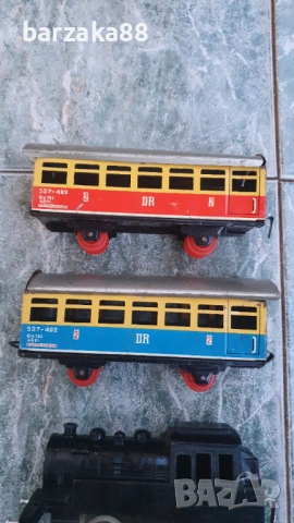 Старо влакче с 2 вагона Вагони, снимка 3 - Колекции - 54278651