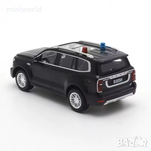 Tank 500 Russian Presidential Guard Car 2025 - мащаб 1:64 на XCARTOYS моделът е нов в кутия, снимка 5 - Колекции - 53105438