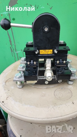 Прекъсвач лостов ВЛДК-630А*400А*250А