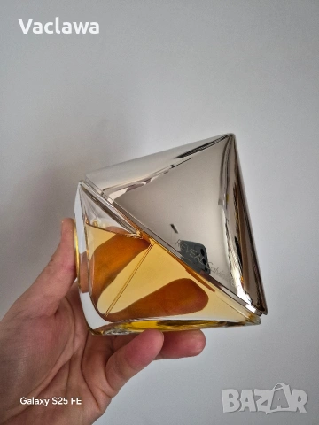 Calvin Klein Reveal 100 ml., снимка 2 - Дамски парфюми - 53843074