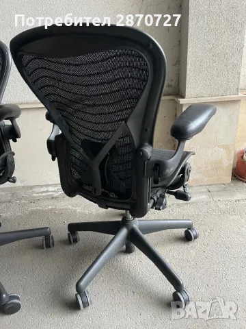 Ергономичен офис стол Herman Miller Aeron, снимка 5 - Столове - 44990300