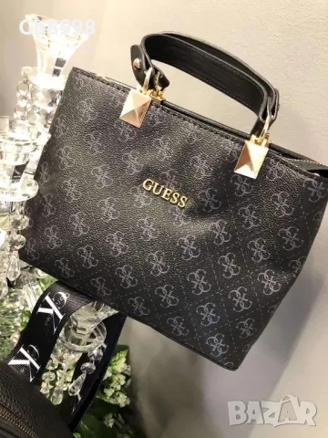 Чанти Guess, снимка 1 - Чанти - 47808639