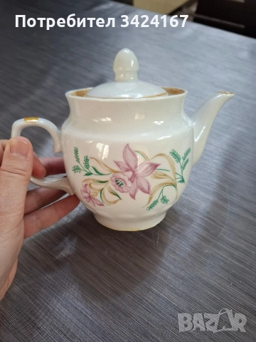 Захарница, латиера и чайник от порцелан , снимка 9 - Сервизи - 53748054