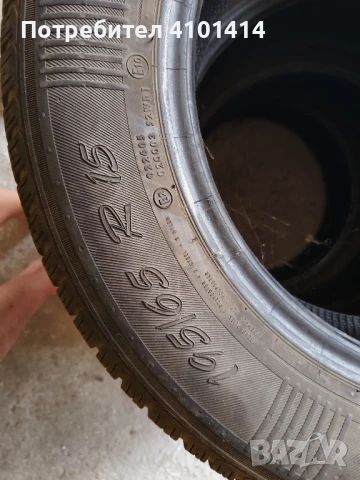 продавам гуми 4бр 195/65/15 и 2бр 205/60/15, снимка 2 - Аксесоари и консумативи - 50455875