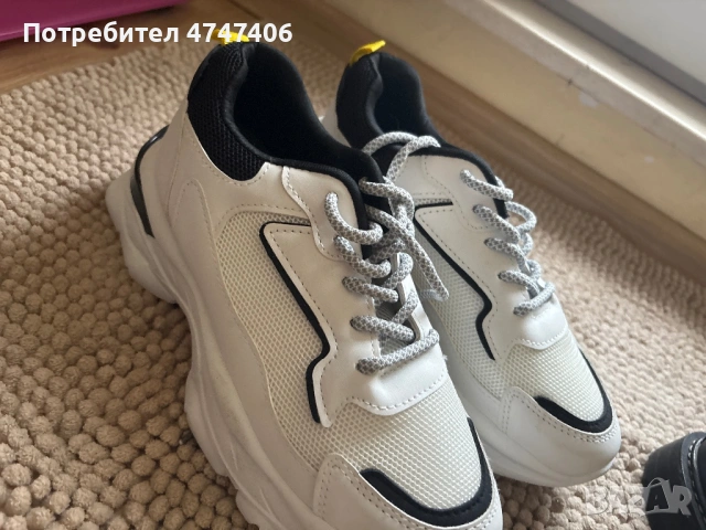 Обувки , снимка 3 - Дамски ежедневни обувки - 53607084