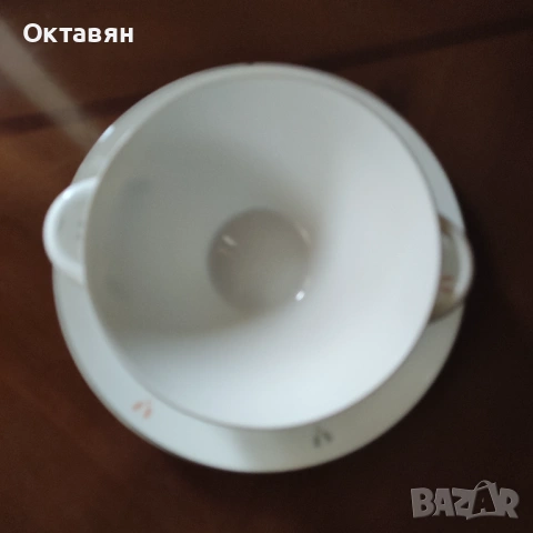 Порцеланови купички/купи с дръжки, снимка 4 - Сервизи - 53300137