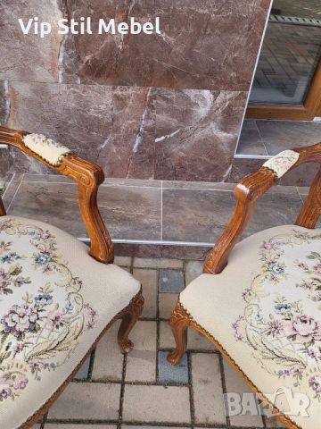 Френски кресла с гобленова дамаска , снимка 3 - Антикварни и старинни предмети - 46102059
