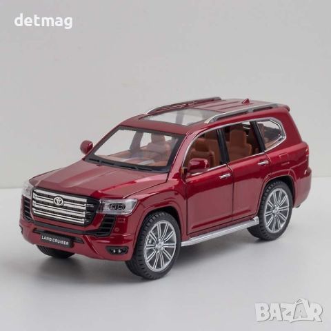 Метална количка TOYOTA LAND CRUISER LC300 МАЩАБ 1/24 ПУШЕЩА., снимка 2 - Колекции - 45747117