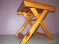    Сгъваем,малък,дървен стол, снимка 1 - Столове - 45779308