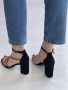 Грациозни дамски сандали с ток и бляскави елементи, снимка 2