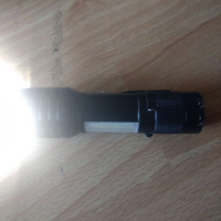 полицейско мини фенерче акумолаторно не  е на батерии, снимка 1 - Друга електроника - 44990013