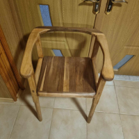 Дървен стол от орех, снимка 2 - Столове - 44970738