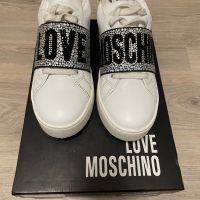 Love Moschino - Кожени спортни обувки , снимка 1 - Дамски ежедневни обувки - 45199492