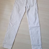 Бели дънки-12-13 години-Уайкики, снимка 3 - Детски панталони и дънки - 45216837
