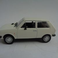 1:43 ЗАСТАВА YUGO ИГРАЧКА КОЛИЧКА МОДЕЛ , снимка 1 - Колекции - 45875868