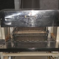 машина за рязане на хляб, снимка 3 - Обзавеждане на кухня - 45386686