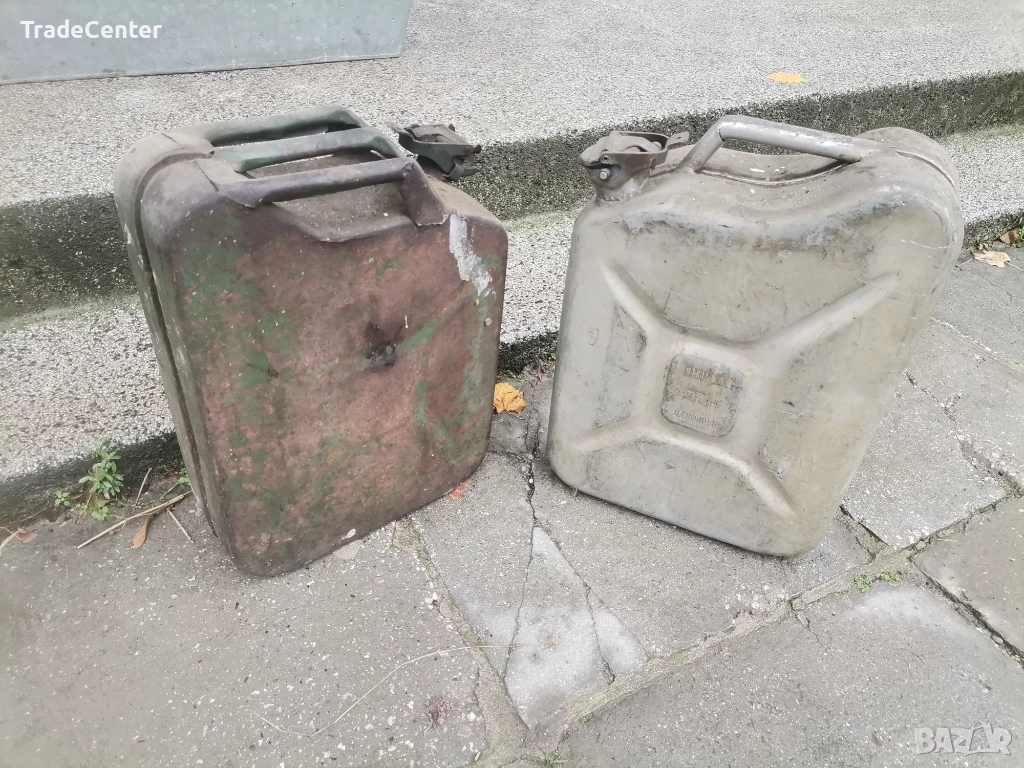 Метални военни туби 20л. , снимка 1