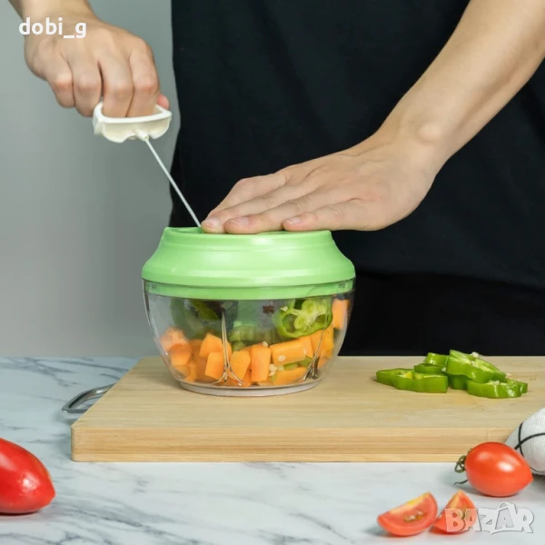 Механичен пластмасов ръчен чопър с въже, снимка 1