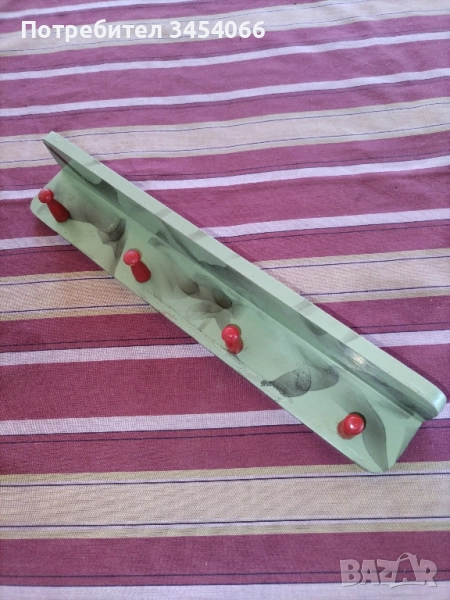 Дървена закачалка-нова,70 те години. , снимка 1