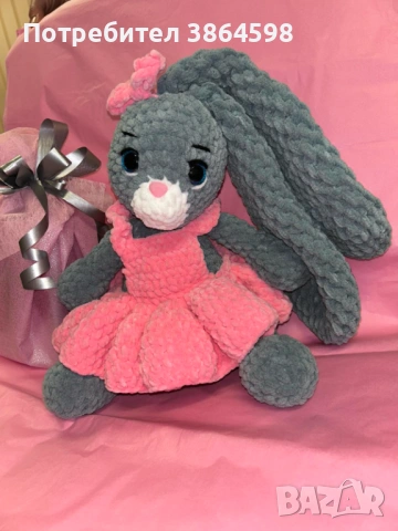 Плетени играчки мече и зайчета