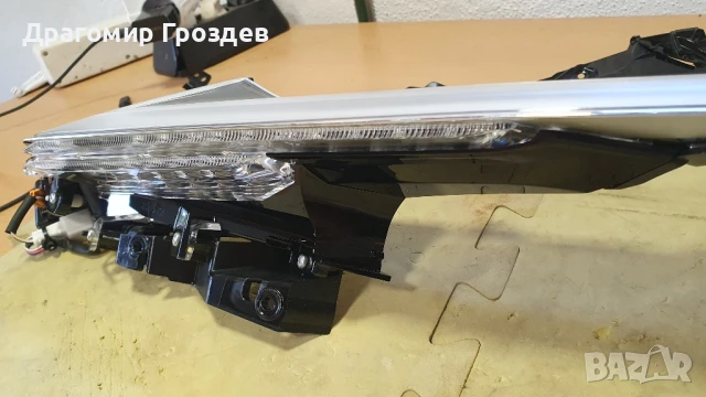 Ляв фар на части за LEXUS UX Facelift / Лексус UX, снимка 16 - Части - 51367226