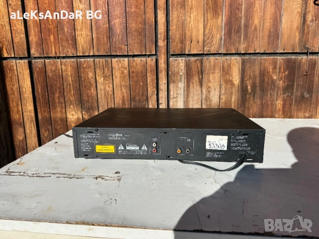 Compact player Grundig , снимка 2 - Ресийвъри, усилватели, смесителни пултове - 54295272