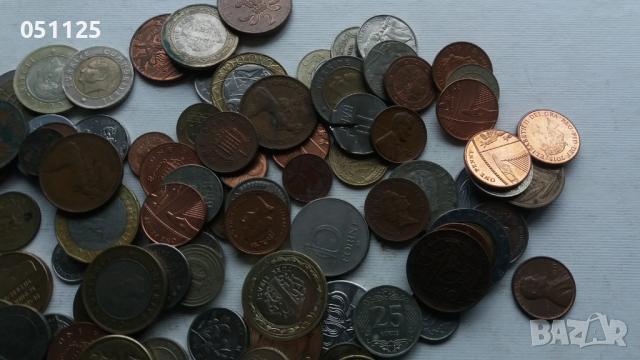 лот от 100 броя чуждестранни монети, снимка 6 - Нумизматика и бонистика - 52922731