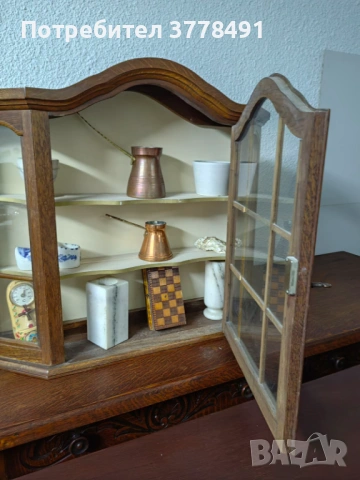 Малка стенна витрина, снимка 3 - Секции и витрини - 53909908
