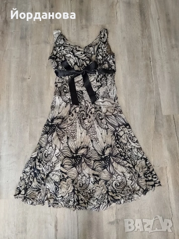 Ленена рокля