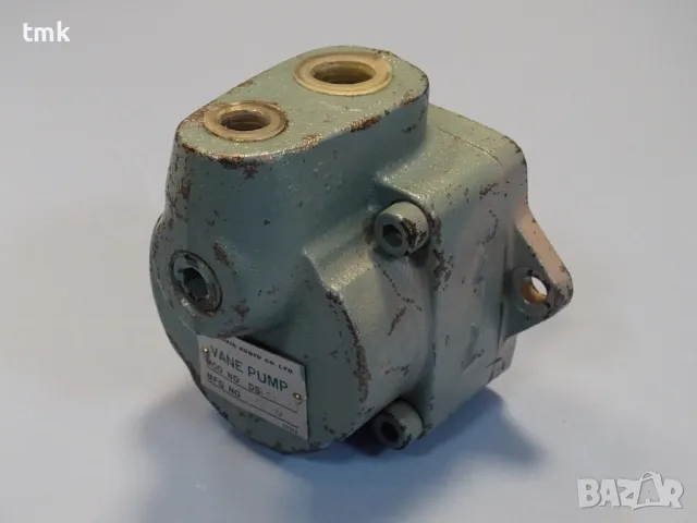 Хидравлична помпа DAIKIN KOGYO DS14P-11 vane pump, снимка 4 - Резервни части за машини - 49764161